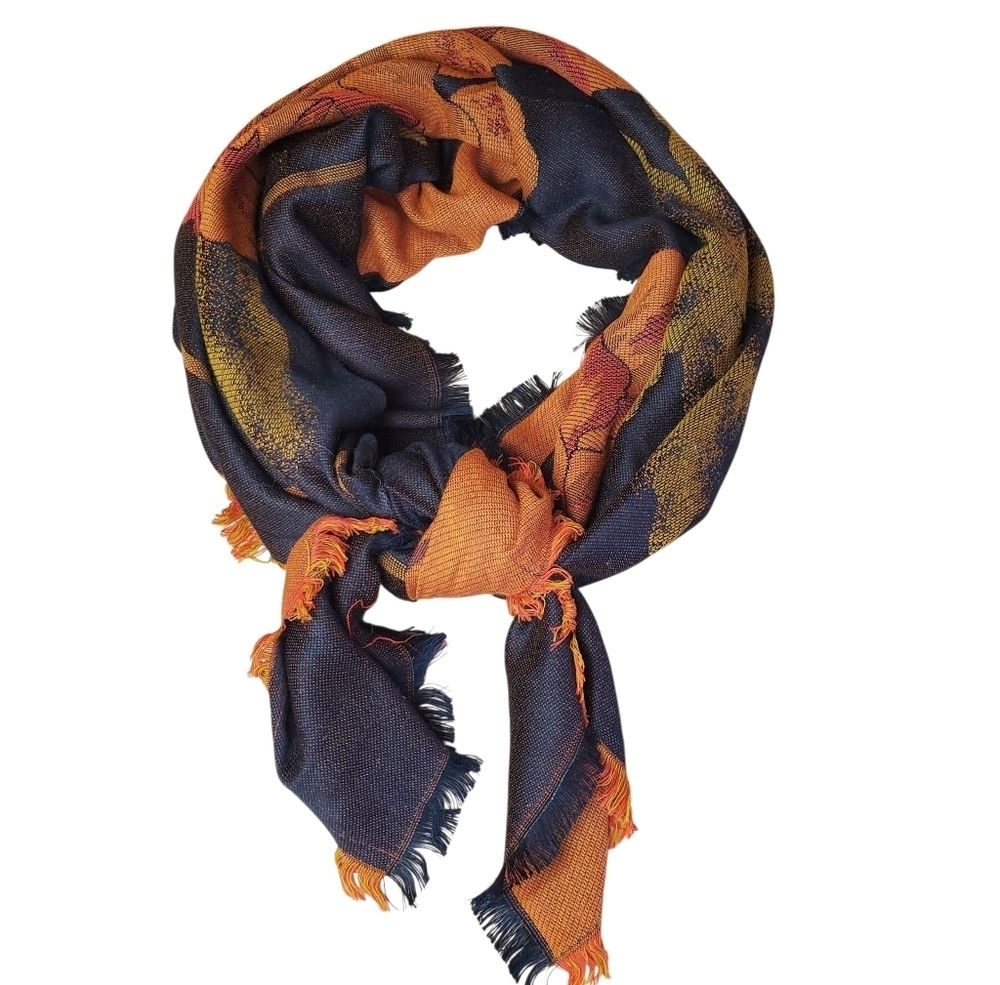 Gloria Vanderbilt Orange and Black Women's Scarf. Floral Design. 50x50. L0138